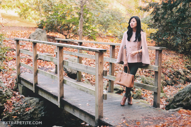 How to Wear Cape: 16 Stylish Outfit Ideas - winter outfit ideas, how to wear, fall outfit ideas, Cape outfit ideas, Cape