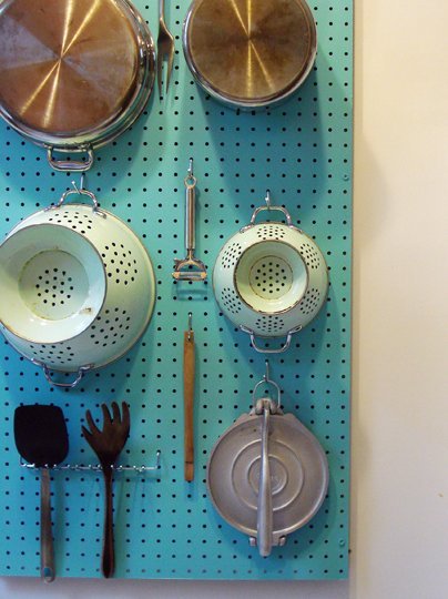 Brilliant-Hacks-for-Small-Kitchen-Organization-1 (1)