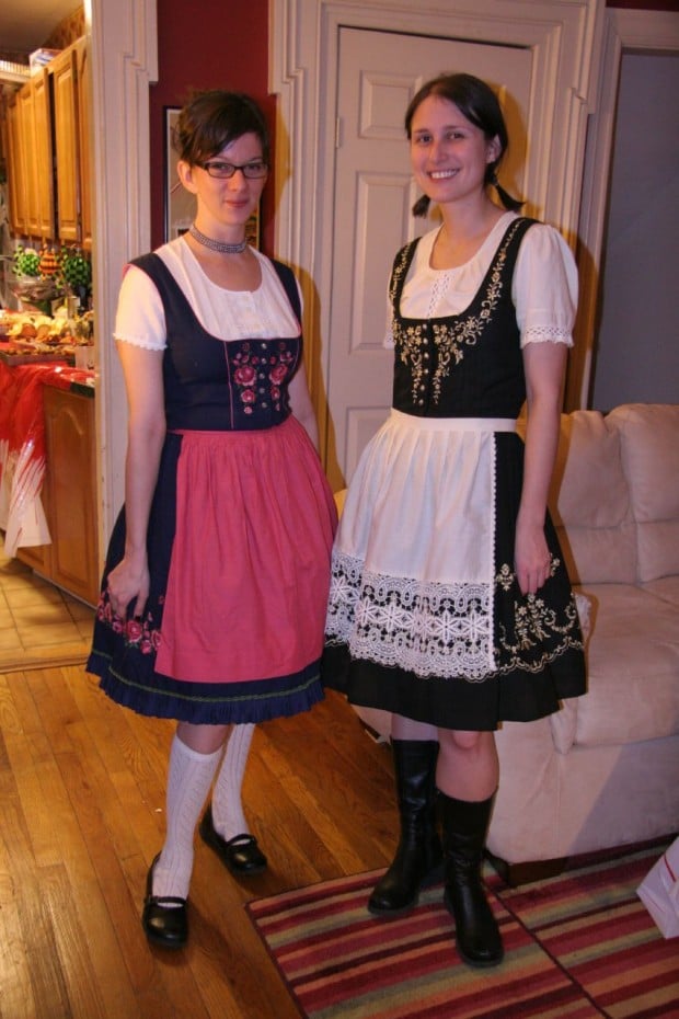 German Beer Maids