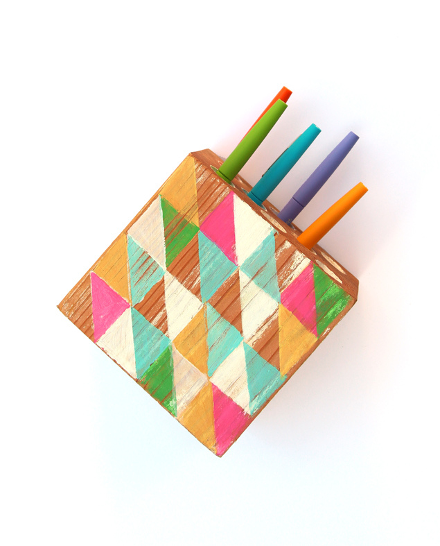 20 Great DIY Reclaimed Wood Projects and Hacks