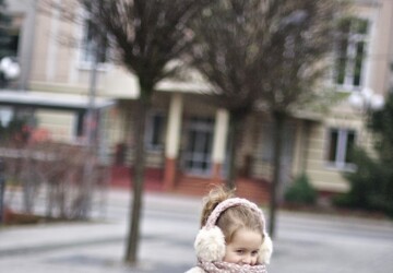 15 Adorable Little Girls Winter Outfit Ideas - winter girls outfits, little girls outfits, Little Girls, little girl