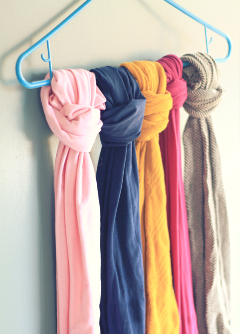 17 Clever DIY Clothing Organization Hacks  (16)