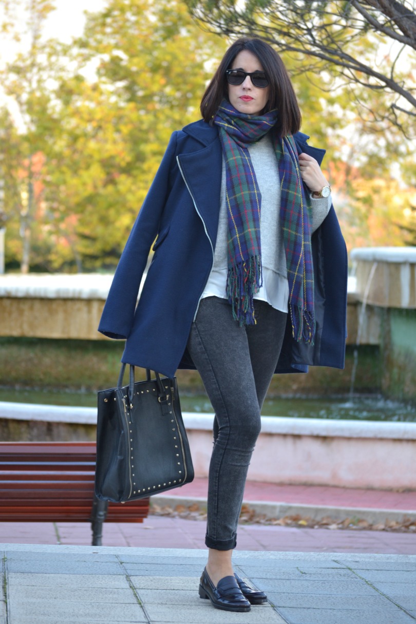 23 Classic Navy Coats to Keep You Warm During Winter