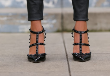 Edgy and Elegant Rockstud Pumps - 26 Outfit Ideas - valentino, rockstuds, rockstud pumps, rockstud, pumps, Elegant, edgy