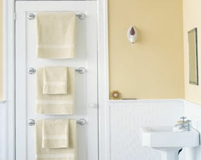 16 Clever DIY Storage Hacks for Small Bathrooms - Small Bathrooms, small bathroom storage, diy storage, diy hacks, diy bathroom storage