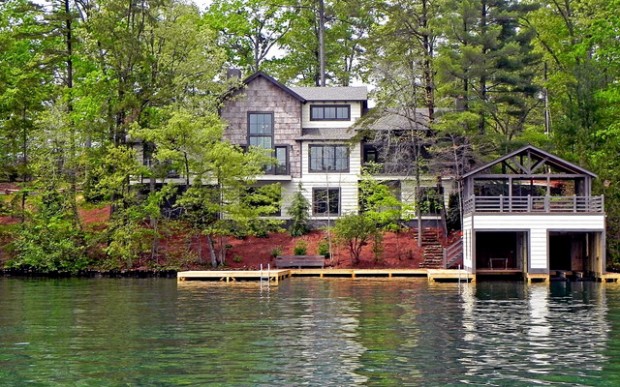 16 Peaceful Lake Houses for Perfect Vacation