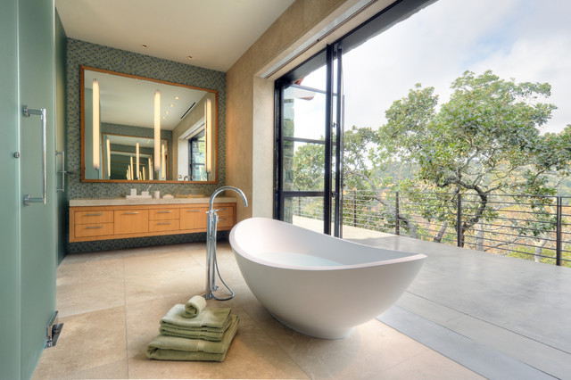 Your Personal Piece of Paradise: 20 Perfect Soaking Tub Design Ideas - soaking tub, soaking, relaxation, relax, paradise, home design, bathtub design ideas, bathtub, bathroom ideas, bathroom design, bathroom
