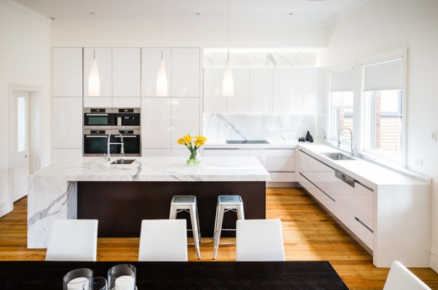 Source: urbankitchens.com.au monochrome kitchen (1)