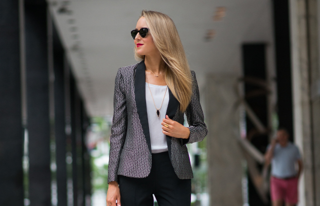 The Ultimate Guide for Perfect 9-To-5 Office Look - 30 Outfit Ideas - professional look, office look, dress for success, business look