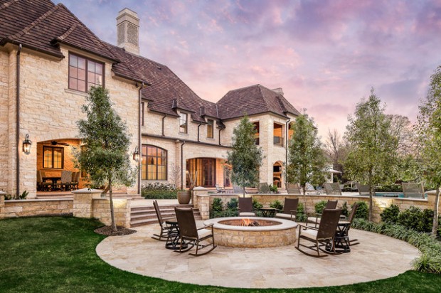 Source: www.platinumserieshomes.net fire pit (1)