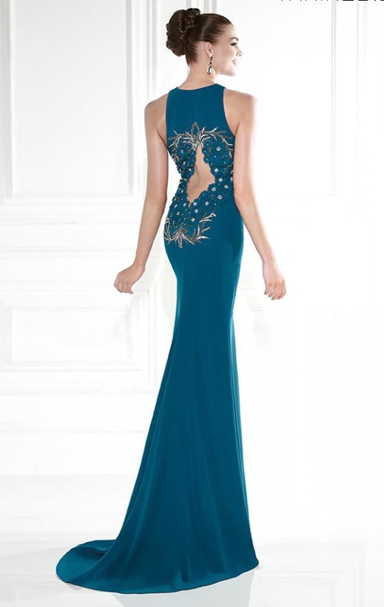 20 Elegant and Glamorous Evening Gowns - Style Motivation