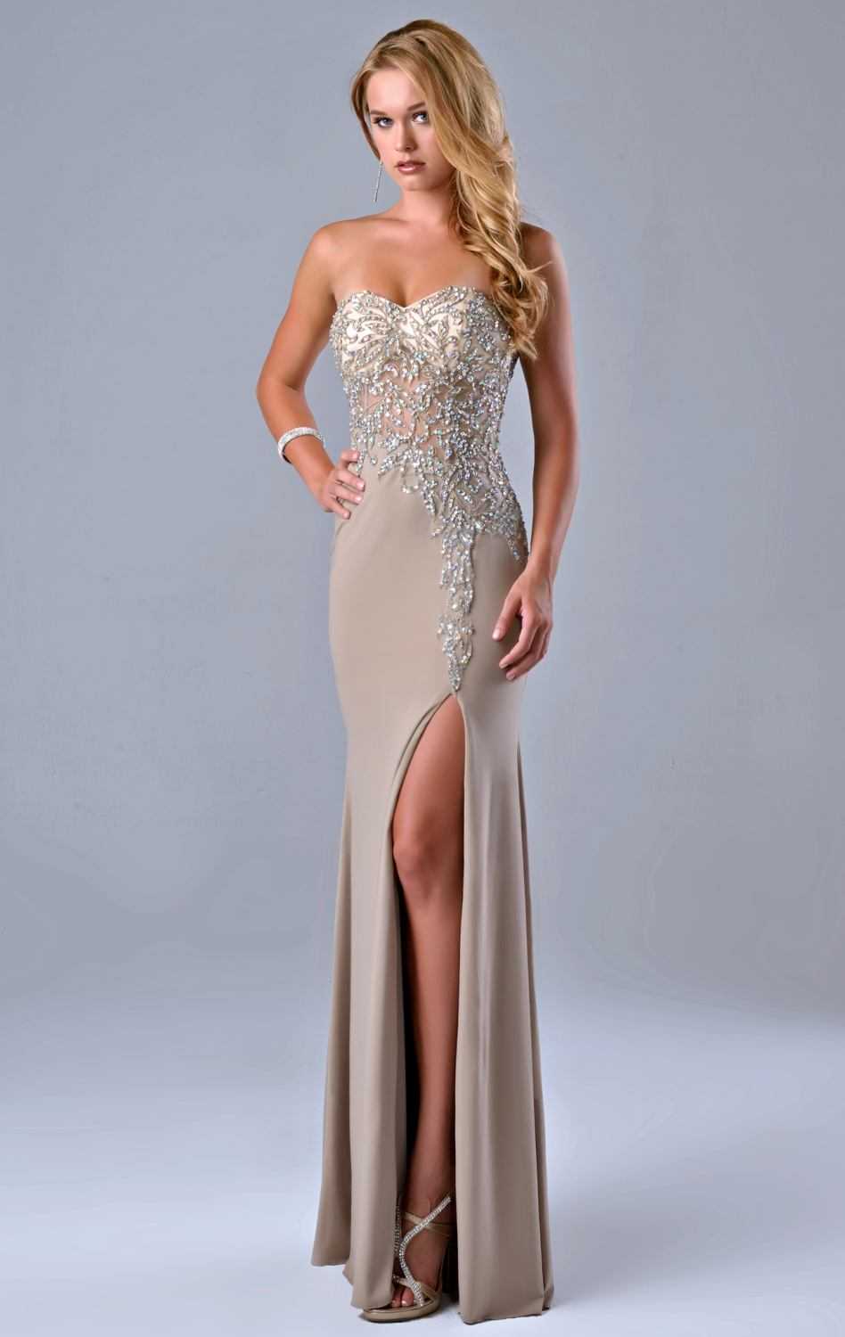 20 Elegant and Glamorous Evening Gowns