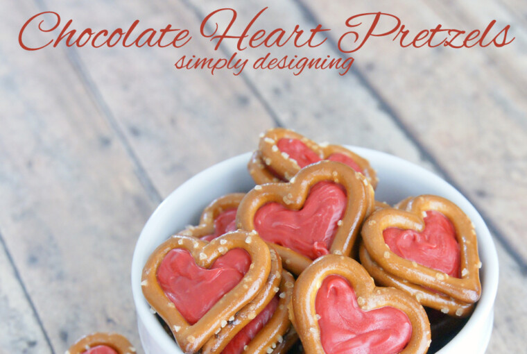 15 Adorable Heart Shaped Desserts for Valentine’s Day - Valentine's day recipes, Valentine's day desserts, Valentine's day cookies, heart shaped desserts, heart