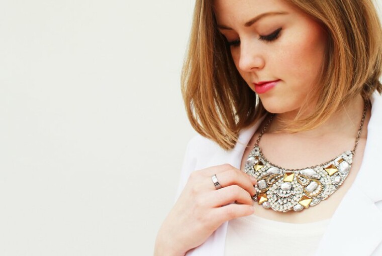 16 Awesome DIY Jewelry Ideas You Will Adore 16 Awesome DIY Jewelry Ideas You Will Adore - Necklaces, jewelry, Earrings, diy necklaces, diy jewelry, DIY earrings, DIY bracelets, diy, crafts, craft, bracelets