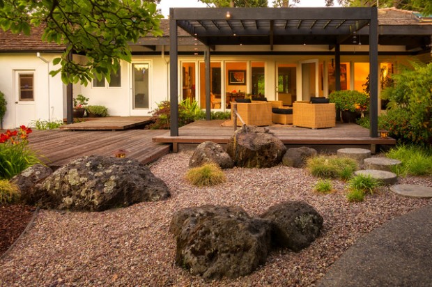 backyard deck (6)