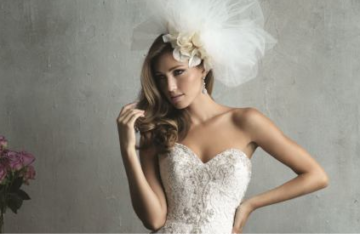 18 Elegant Wedding Dresses For Modern Brides - Wedding Dresses, simple wedding dress, modern bride, elegant wedding dresses