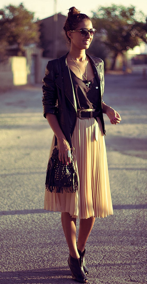 16 Stylish Pleated Skirt Outfit Ideas