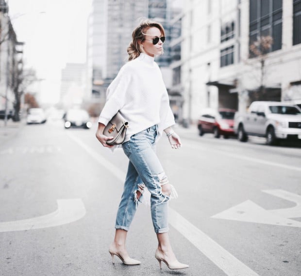 16 Stylish Jeans Outfit Ideas for The Spring Season