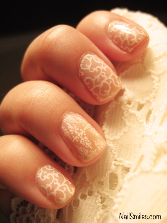 Romantic-Wedding-Nail-Designs-18-Elegant-Nail-Art-Ideas-for-Brides-13