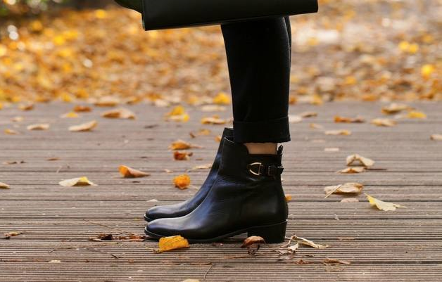 Ankle Boots: 20 Chic Casual Everyday Outfit Ideas - Street style, spring outfit, casual outfit, Ankle Boots