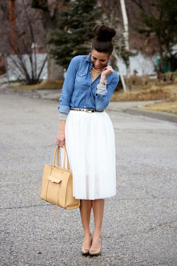 white skirt outfit summer