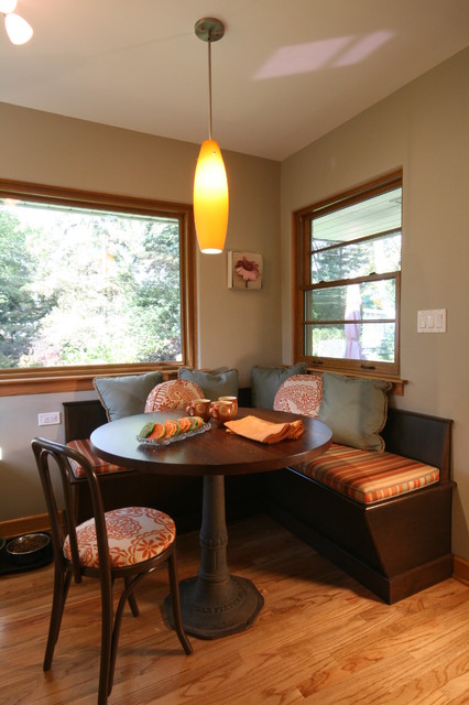 eclectic-dining-room