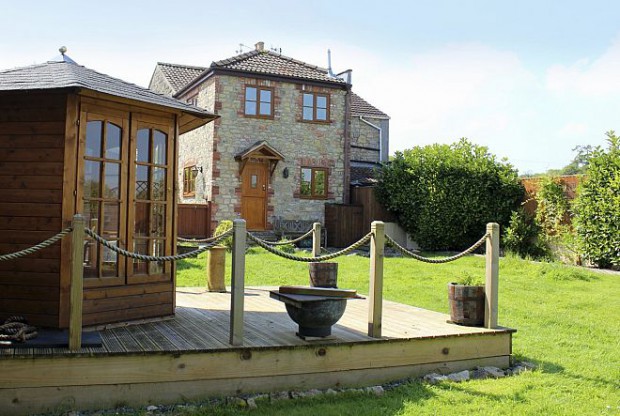 Enhance Your Garden in Time for Summer With a Brand New Garden Shed