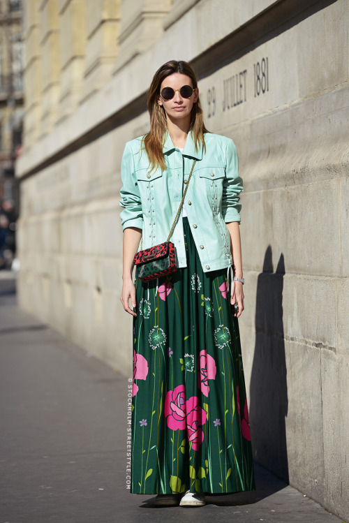 maxi skirt summer outfit ideas