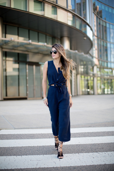 Stylish Navy Blue Outfit Ideas for Summer