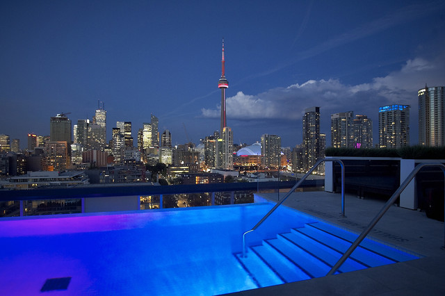 22 Breathtaking Rooftop Pool Design Ideas You Must See 22 Breathtaking Rooftop Pool Design Ideas You Must See - rooftop pool design ideas, rooftop design, pool with sea view, pool design ideas, pergola rooftop, infinity pool