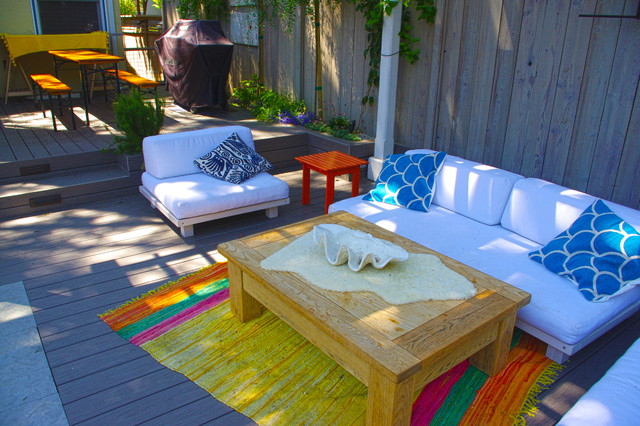Create Colorful Outdoor Spaces: 15 Decorating Ideas - outdoors, outdoor, decorating ideas, decor, colorful outdoors, colorful outdoor, Colorful, color