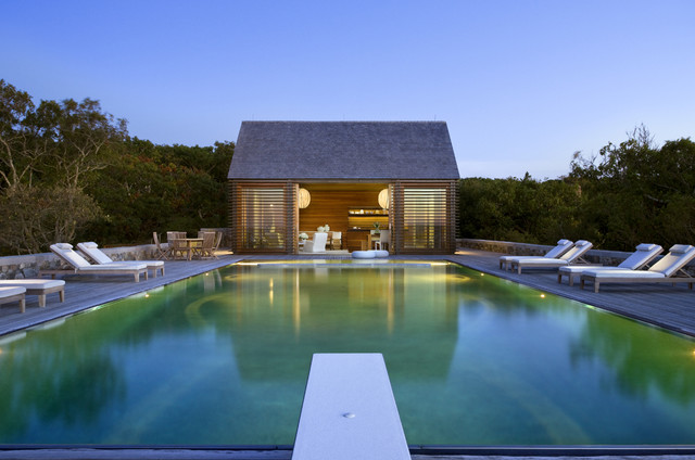 Picture of 17 Impressive Modern Pool Deck Design Ideas