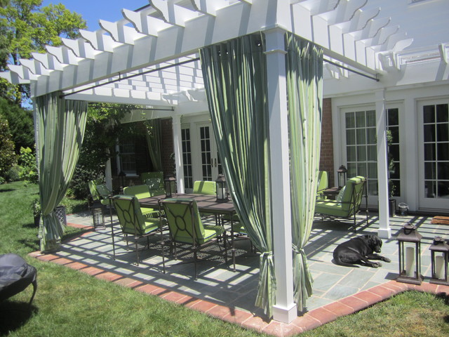 A Piece Of Heaven In Your Backyard: 17 Pergola Curtain Decorating Ideas