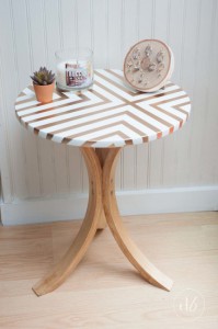 19 Chic DIY Side Tables