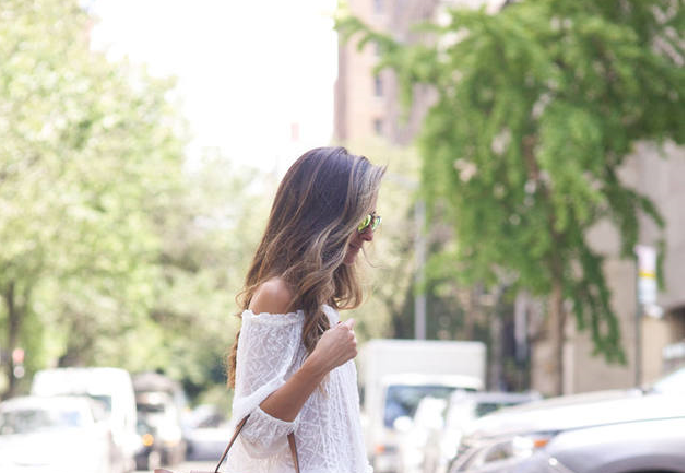 18 Inspiring Street Style Outfits to Copy Right Now 18 Inspiring Street Style Outfits to Copy Right Now - summer to fall outfit ideas, summer street style, street style ideas, outfit to copy, fall street style