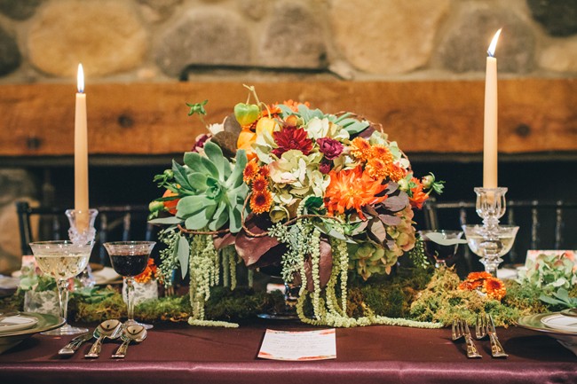 15 Incredible Fall Wedding Floral Table Arrangements - wedding table, wedding decor, floral wedding decor, floral arrangement, fall wedding theme, fall wedding, fall floral wedding decor
