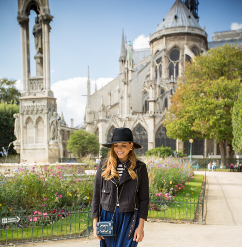 17 Street Style Ways to Wear Midi Skirt This Fall 17 Street Style Ways to Wear Midi Skirt This Fall - street style midi skirt, Street style, midi skirt, fall street style, fall outfit ideas, fall midi skirt outfit, fall midi skirt