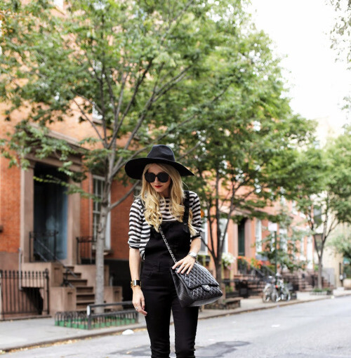 20 Stylish Ways to Wear Stripes from Now Through Fall - stripes outfit ideas, stripes outfit, Statement Stripes, fall stripes outfits, fall outfit ideas, black and white stripes