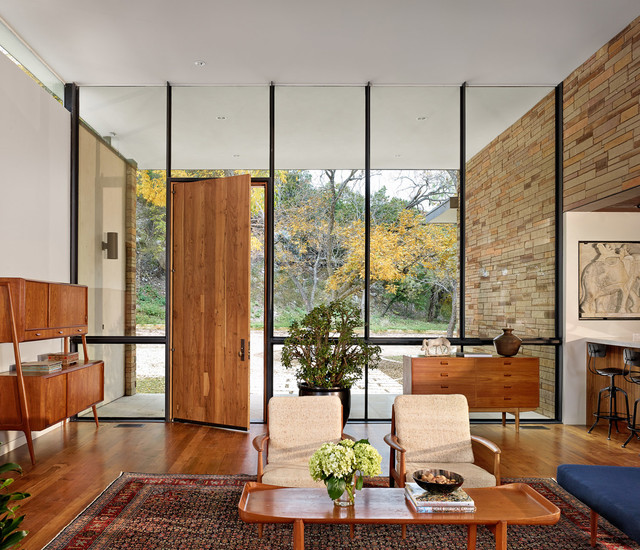 15 Glass Wall Living Room Ideas for All Nature Lovers