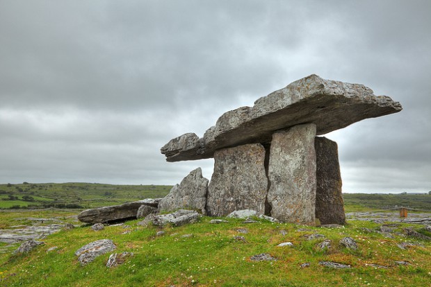 Poulnabrone Dolmen, Clare