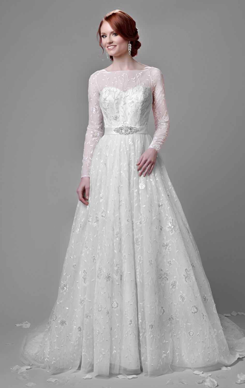 18 Gorgeous Long Sleeves Wedding Gowns for Fall and Winter