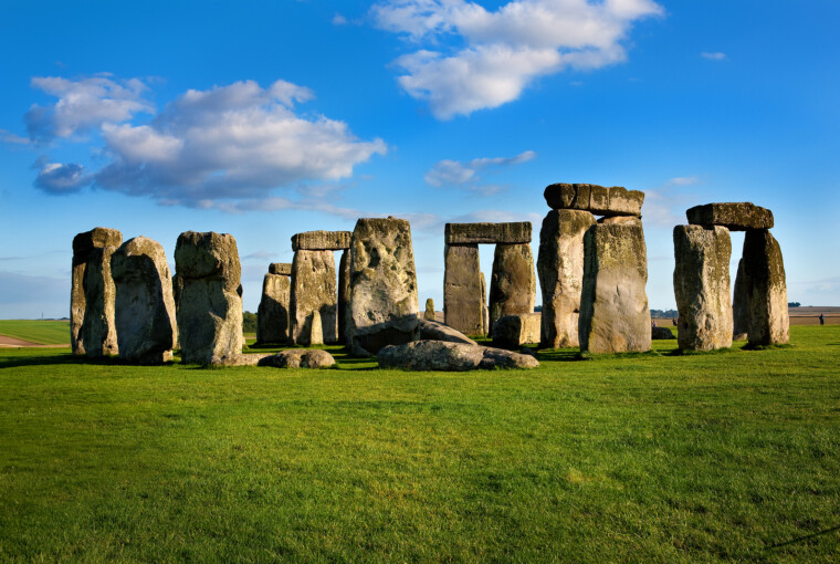Why You Should Visit Stonehenge While in the UK - visit, travel, Stonehenge, Southern England, places, Merlin, Aurelius Ambrosius