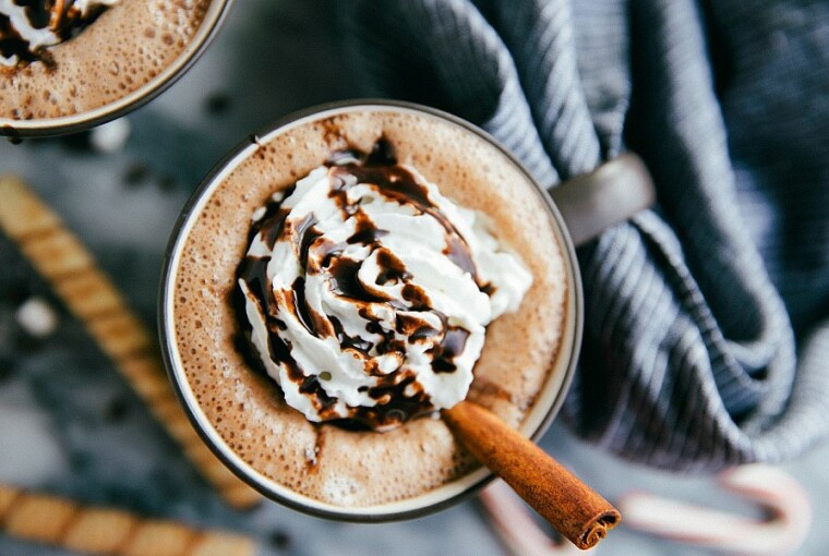 21 Delicious Hot Drink Recipes For Cold Days - winter, warm, Tasty, recipes, recipe, Hot drinks, hot drink cold day, hot drink, hot beverages, hot beverage, hot, Drinks, drink, Delicious, cold days, cold, beverage