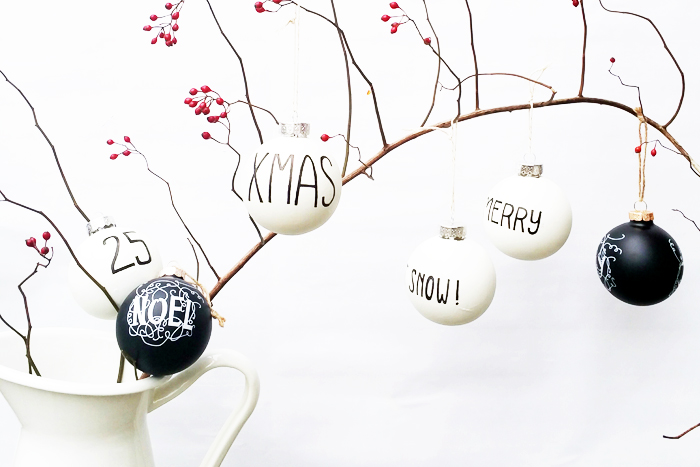 20 Adorable DIY Christmas Ornaments 20 Adorable DIY Christmas Ornaments - Projects, project, ornaments, ornament, diy projects, diy project, Diy Christmas ornaments, diy, crafts, craft, christmas decoration, christmas decorating, christmas decor, Christmas