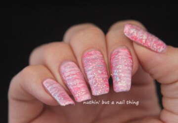 17 Sparkly Glittery Nail Art Ideas - sparkle nail art, nail art ideas, glitter nail art