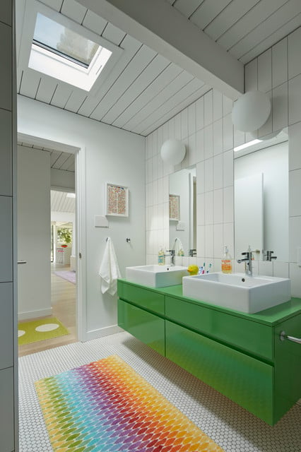 18 Relaxing and Fresh Green Bathroom Designs