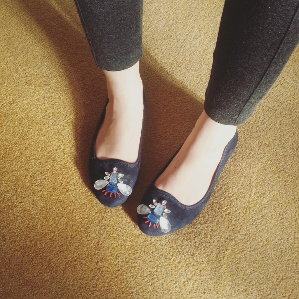 18 Fun and Easy DIY Shoe Makeover Ideas