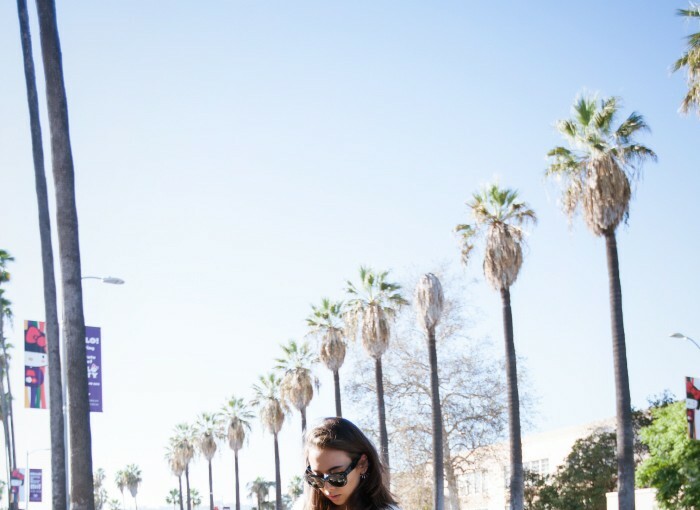 18 Cool Ways To Wear A White Coat 18 Cool Ways To Wear A White Coat - winter street style, winter outfit ideas, winter coat, white coat, coat outfit ideas