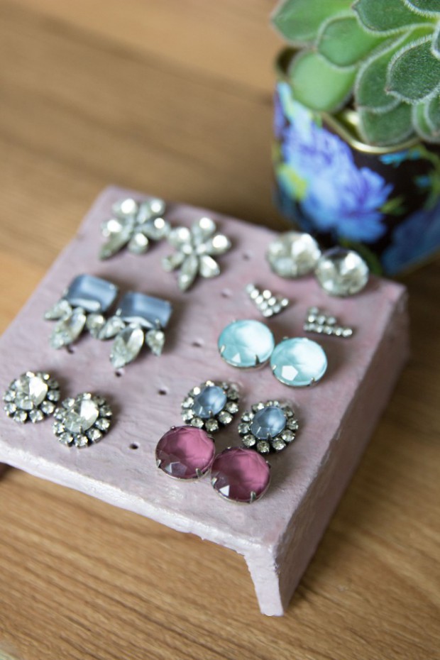 15 Creative and Easy DIY Jewelry Storage Ideas