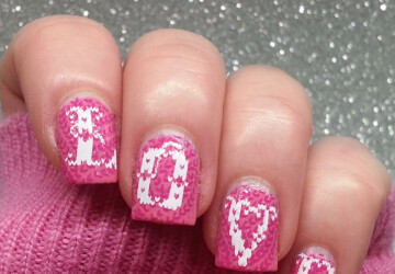 15 Easy DIY Romantic Nail Art Ideas Perfect for Valentine’s Day - Valentine's day nail art, nail art ideas, diy Valentine's day